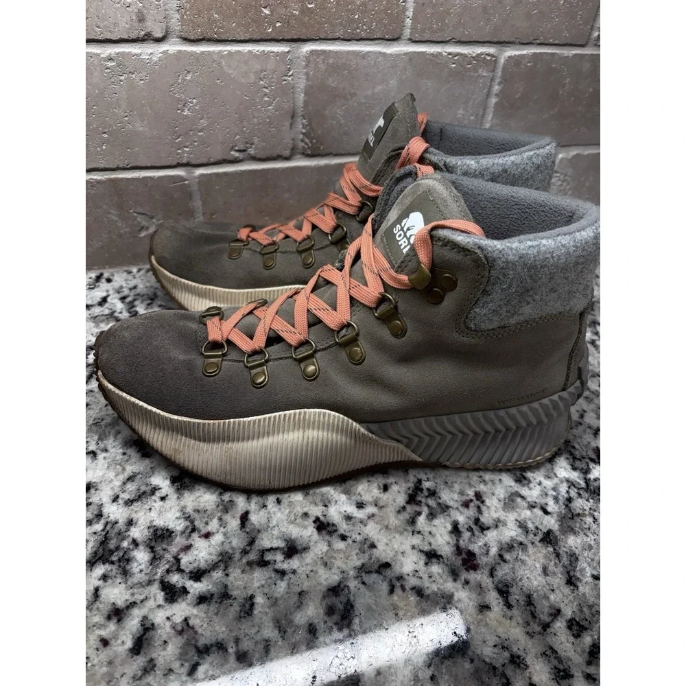 Sorel x Prana‎ Out N About III Conquest 1978811397 Boot Women's 8.5 Stone Green